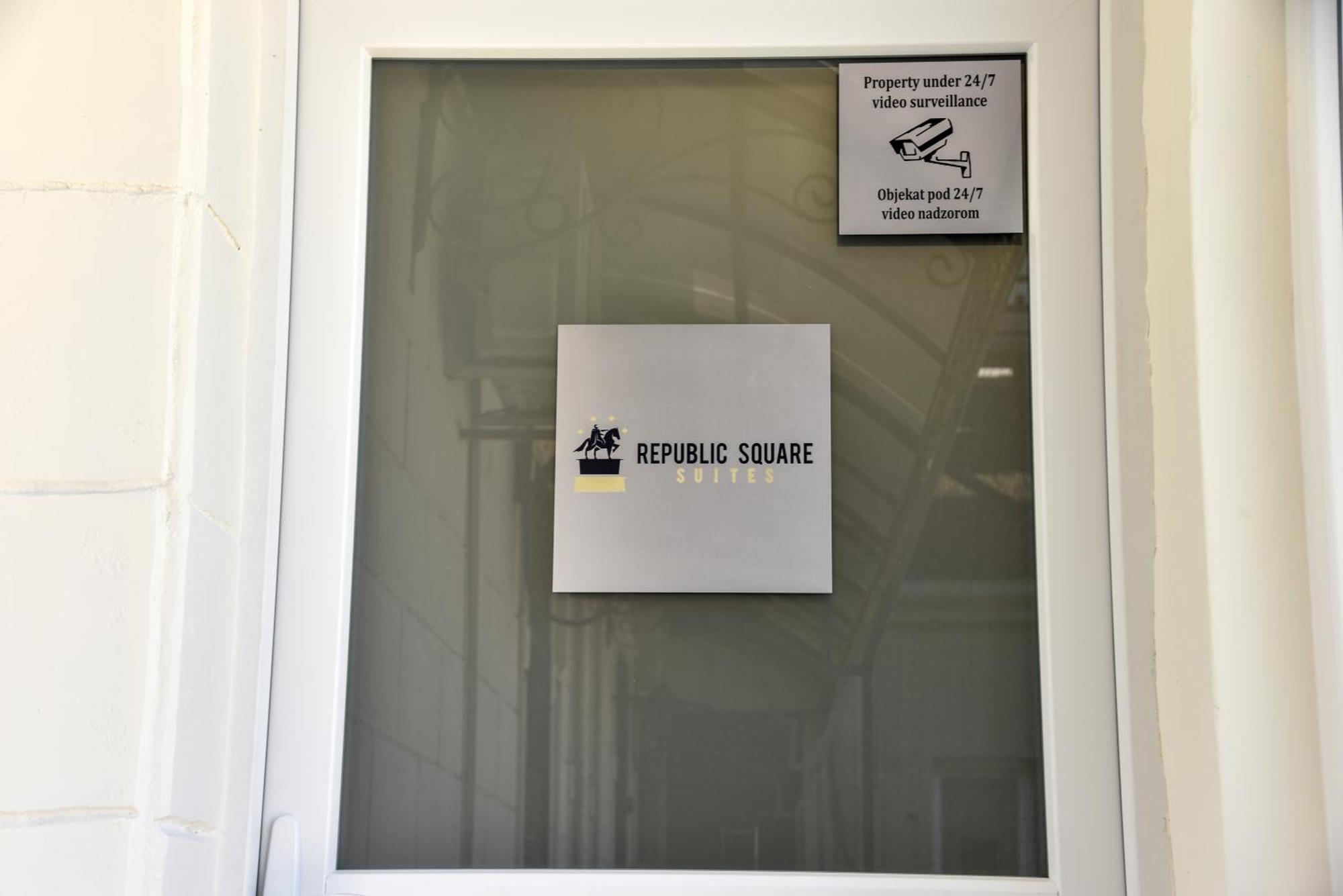 Republic Square Luxury Suites Beograd Ngoại thất bức ảnh