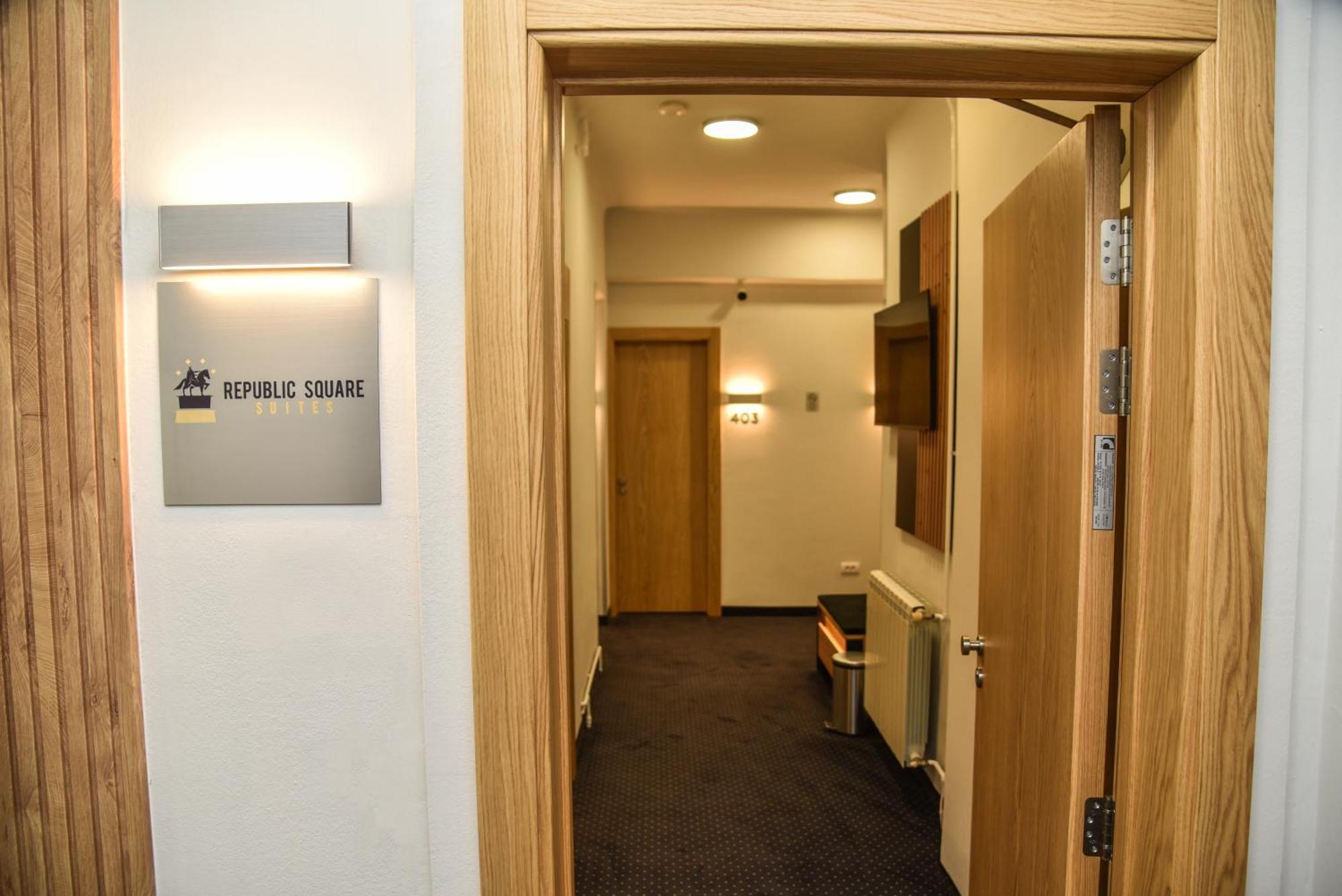 Republic Square Luxury Suites Beograd Ngoại thất bức ảnh