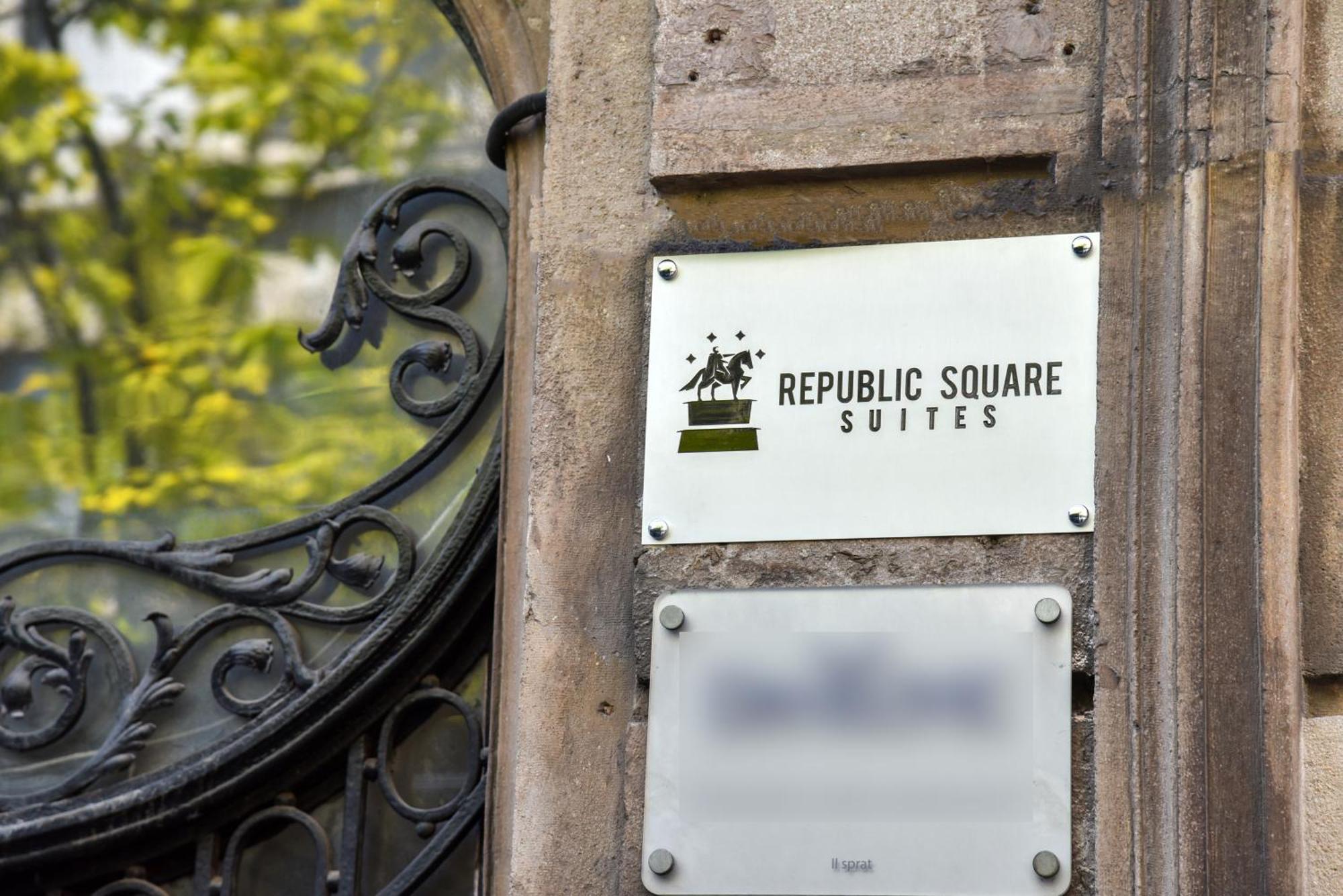Republic Square Luxury Suites Beograd Ngoại thất bức ảnh