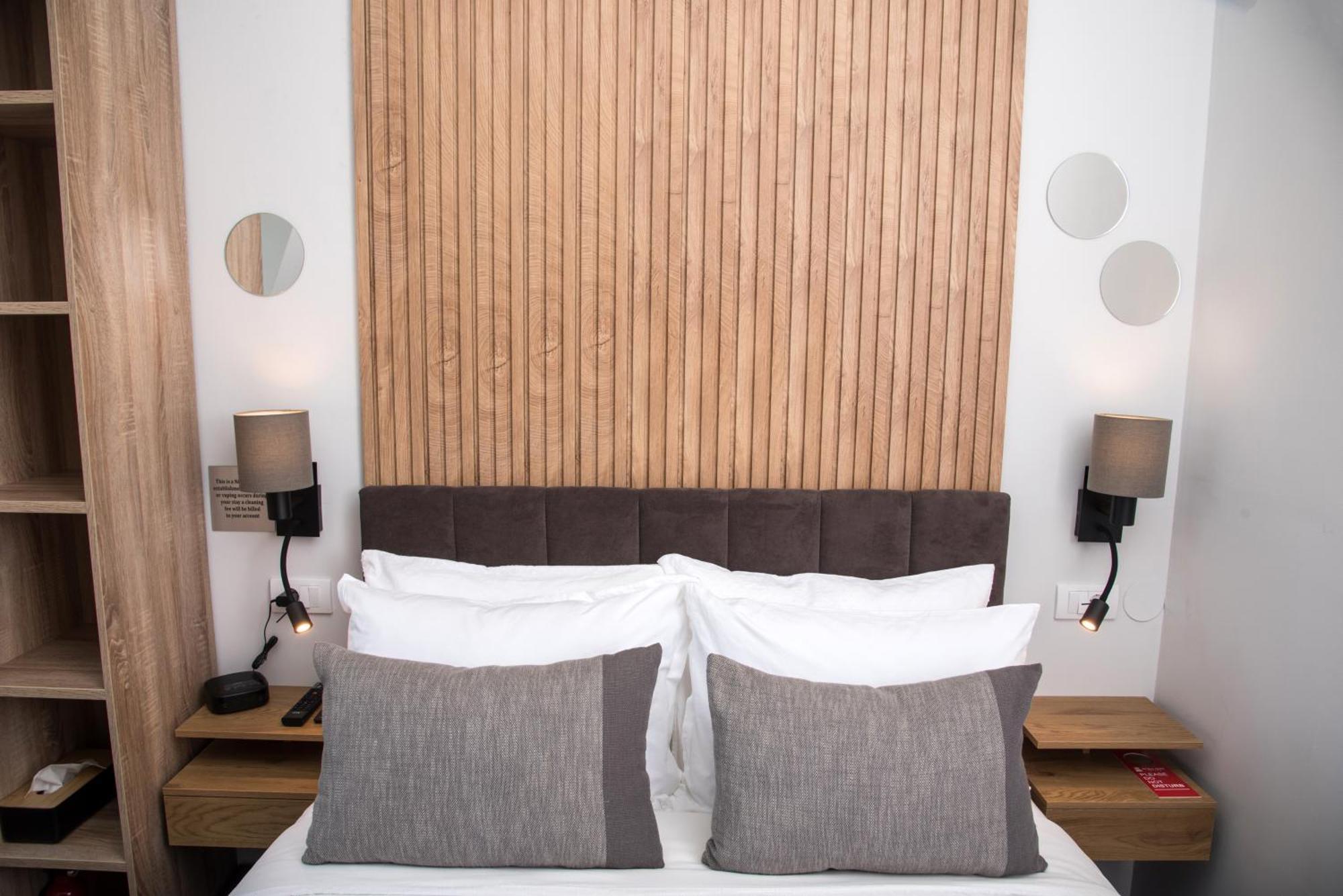 Republic Square Luxury Suites Beograd Ngoại thất bức ảnh