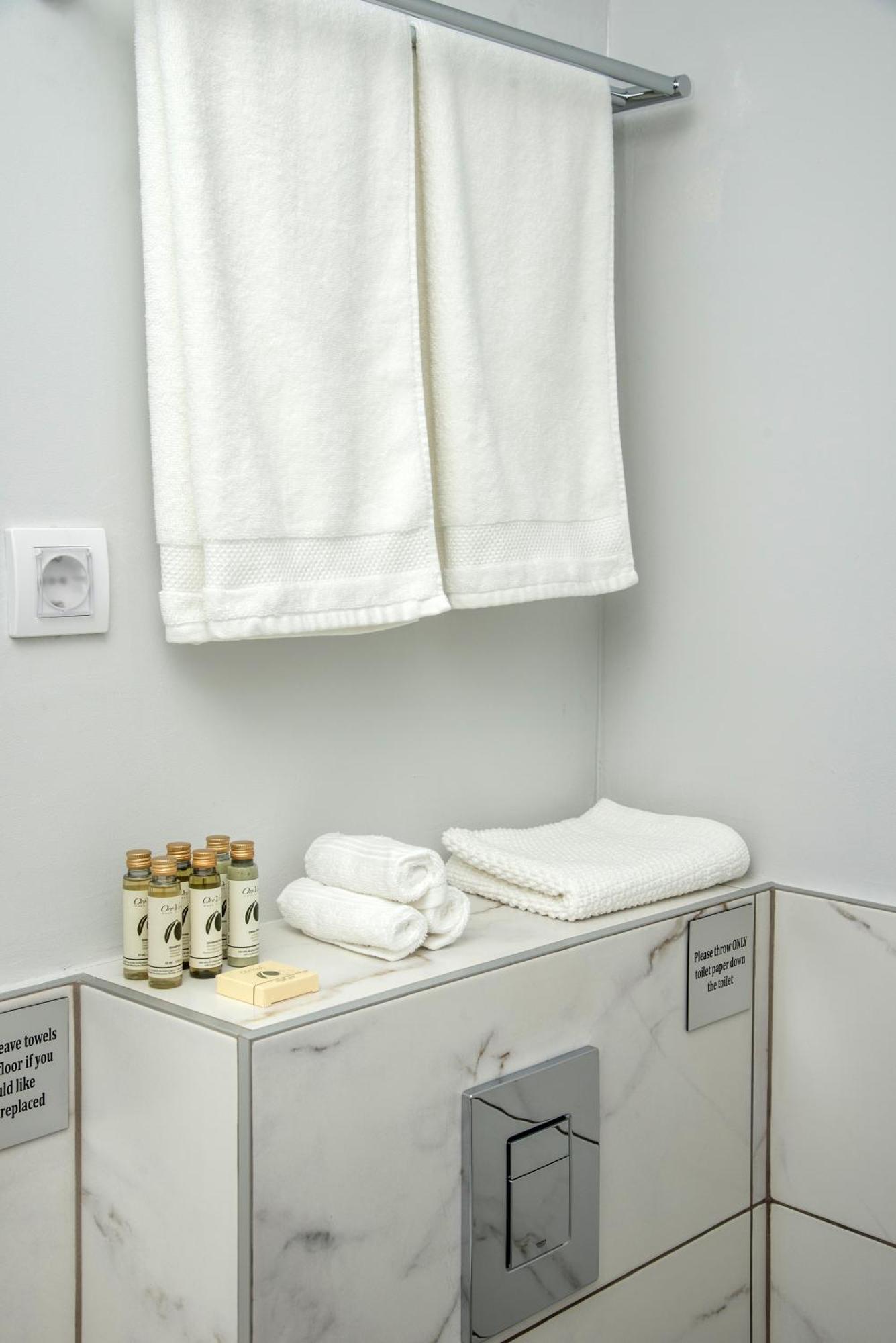 Republic Square Luxury Suites Beograd Ngoại thất bức ảnh